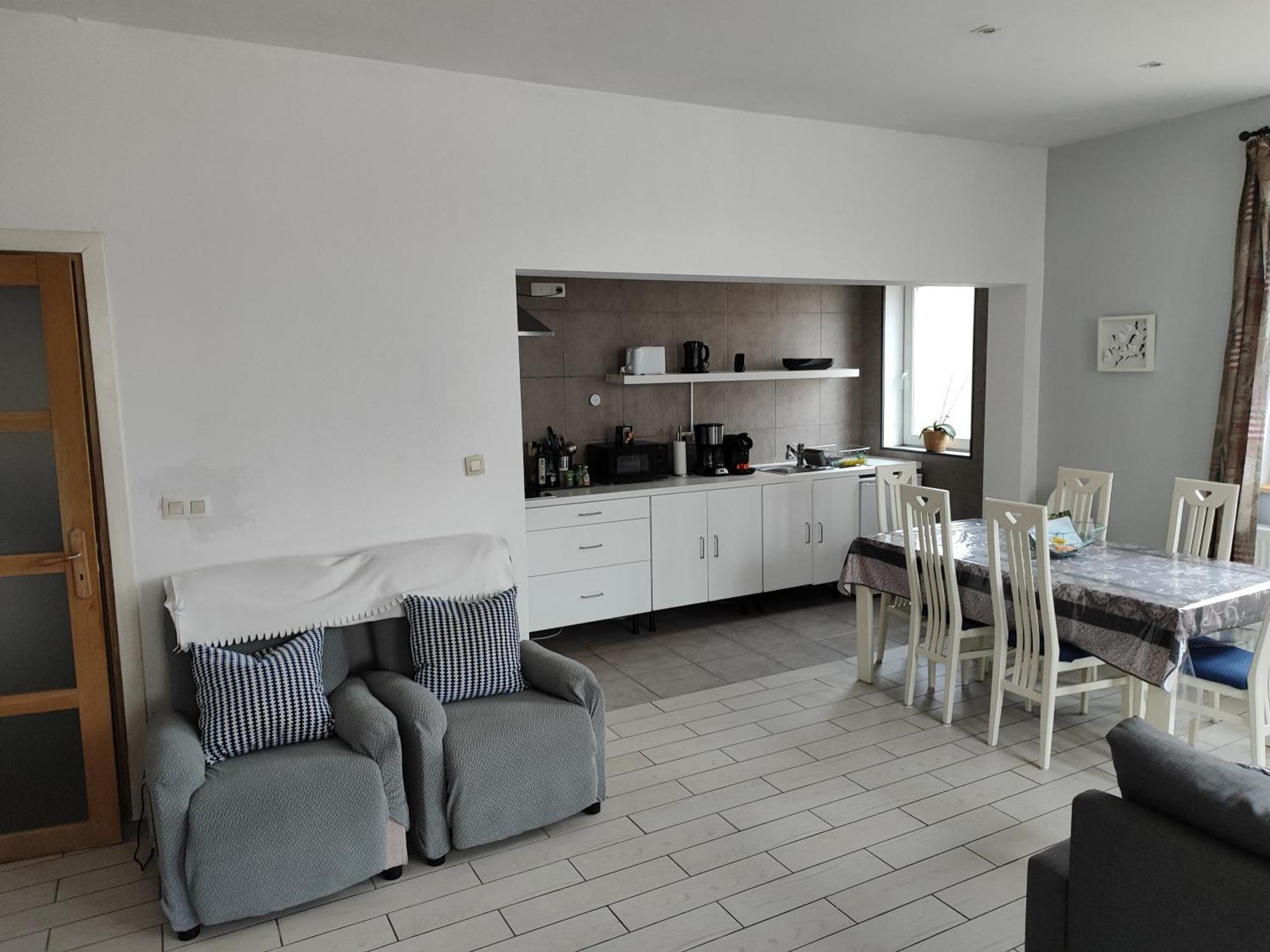Appartement Spacieux Avec Parking Et Terrasse De Panne Exterior foto